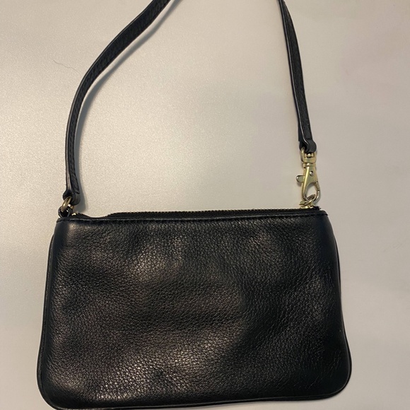 Michael Kors Black Leather wristlet - Picture 6 of 6